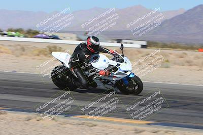 media/Jan-18-2024-Racers Edge (Thu) [[008952c709]]/A Group/Session 2 (Turn 15 Inside)/